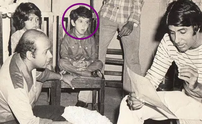 Amitabh Bachchan Throwback Pic: Spot Hrithik Roshan In This Photo - Sakshi