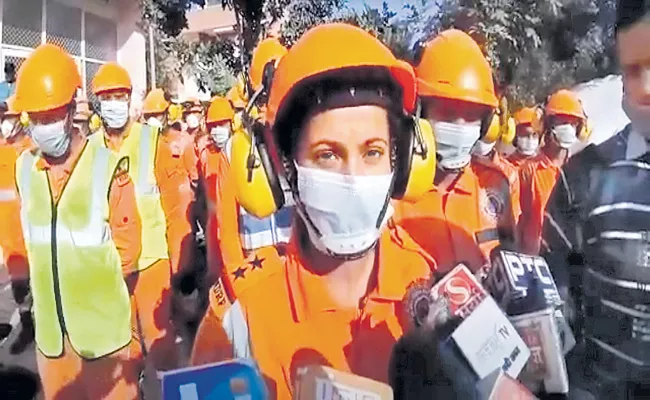 National Disaster Response Team Inducts Over 100 Women Officials - Sakshi