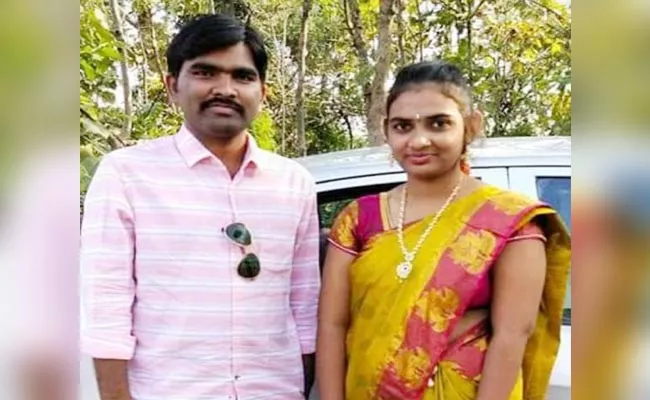 Newly married Couple Died In Road Accident In Mancherial - Sakshi