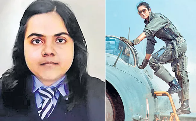 Bhawana Kanth to become 1st woman fighter pilot at Republic Day parade - Sakshi