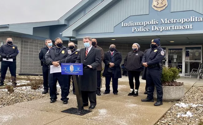 Six shot dead, including pregnant woman in Indianapolis - Sakshi