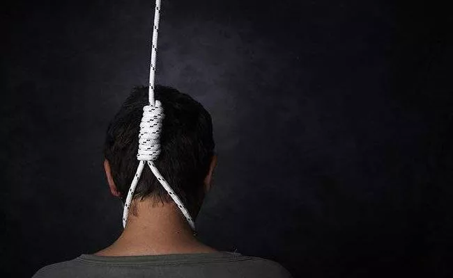 Man Commits suicide By Hanging From Tree In Guntur - Sakshi