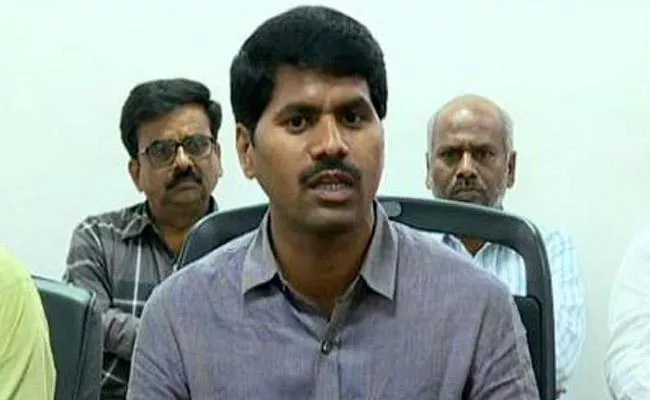 panchayat elections create clashes between ap state government employees federation - Sakshi