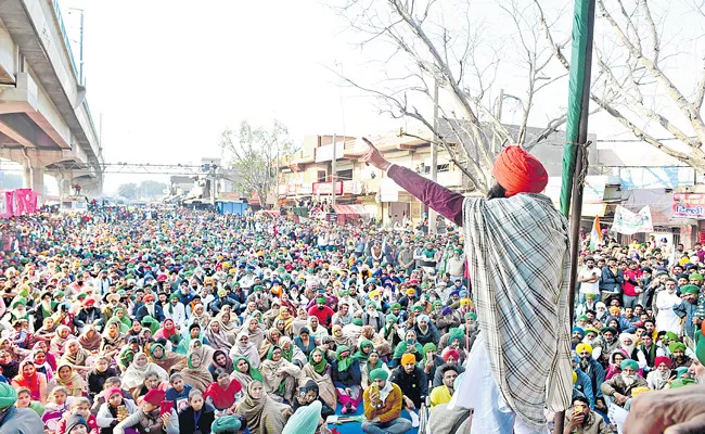 Two farmer unions withdraw from protest after January 26 violence - Sakshi