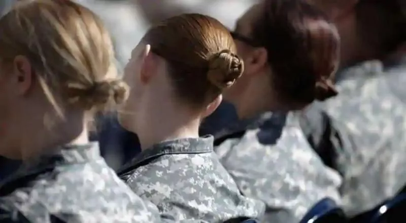 US Army Changes Uniform Rules for Women to Allow Ponytails And Nail Polish - Sakshi