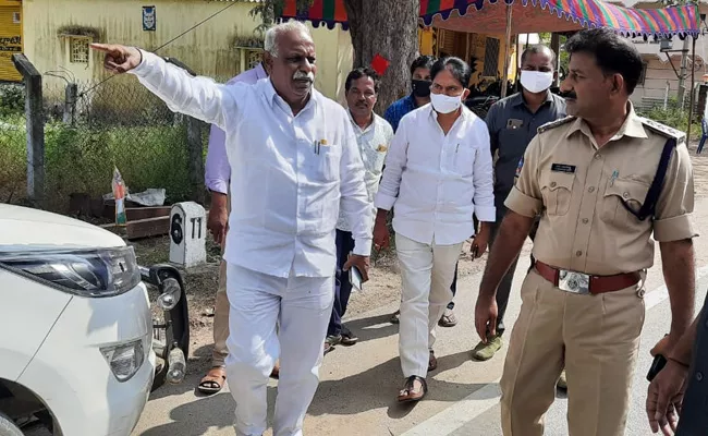 TDP MLC Dorababu Dadagiri In Yadamarri - Sakshi