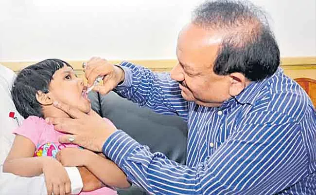 Health Minister Dr Harsh Vardhan Rare Achievement - Sakshi