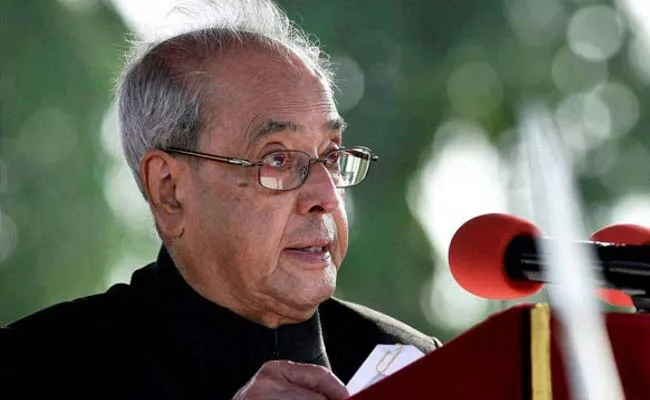 Senstational Matters In Pranab Mukherjee Book Presidential Years - Sakshi