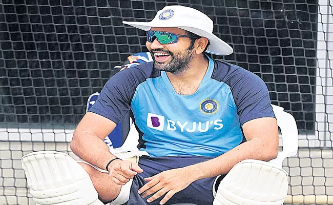 Rohit Sharma May Be Opener Order in batting AUS Vs IND Third Test - Sakshi