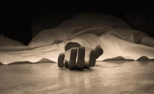 Father Died Hours After Son Death In Prakasam - Sakshi