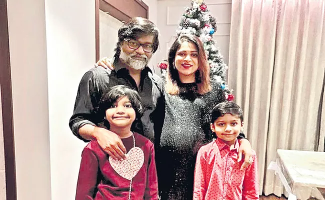 Selvaraghavan and Gitanjali blessed with third child - Sakshi