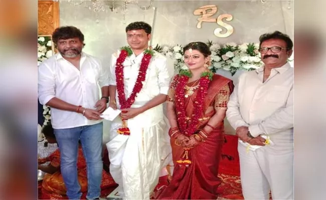 Actor Anandhi Married Tamil Assistant Director Socrates In Secret - Sakshi