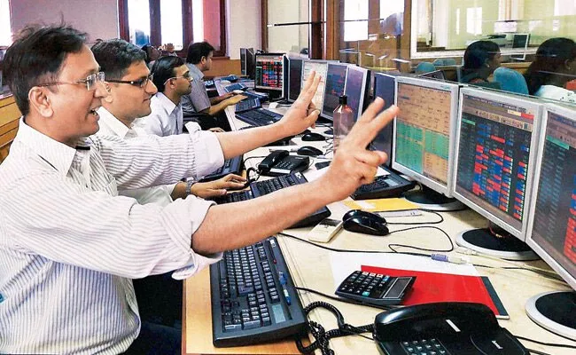 Market bounce back -All sectors in NSE in green - Sakshi