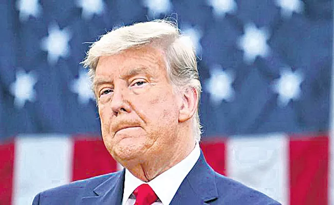 Trump Is Said to Have Discussed Pardoning Himself - Sakshi