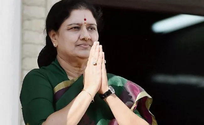 Confusion On CM Post In AIADMK shashikala enter - Sakshi