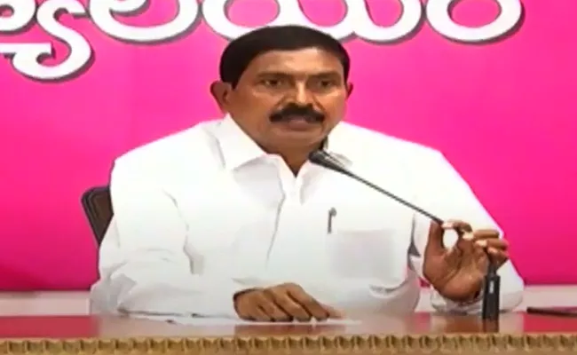 Former MLC Pula Ravinder Resigns TRS Party - Sakshi