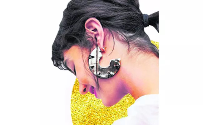 Is Heavy Earrings Rip Your Ear The Solutions Are Here - Sakshi