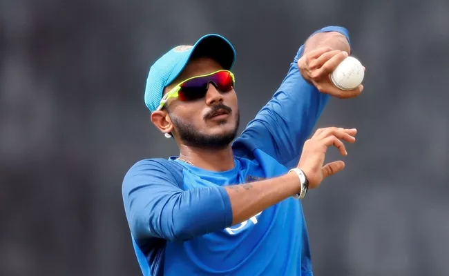 Axar Patel To Replace Shahbaz nadeem In Indian Team For Second Test Against England In Chennai - Sakshi