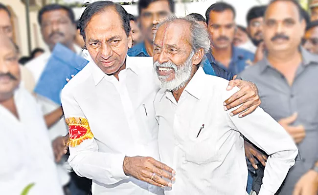 CM KCR Childhood Friend Passed Away in Kondapalkala Village - Sakshi