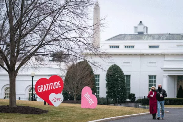 Joe Biden and Jill celebrates Valentine's Day in White House - Sakshi