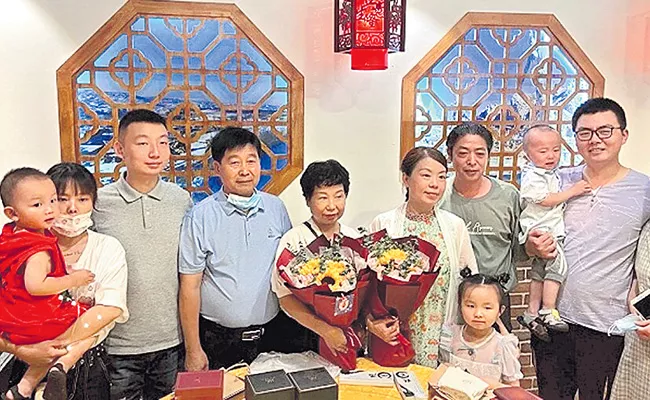 China Hospital Pays Compensation For Exchange Child After 28 Years - Sakshi