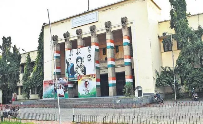 Congress Key Meeting In Gandhi Bhavan Hyderabad - Sakshi