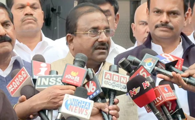 AP BJP Leaders Meeting With Dharmendra Pradhan - Sakshi