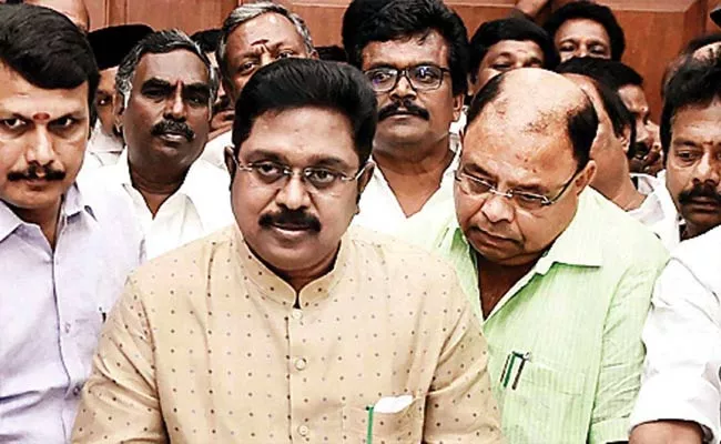 TTV Dinakaran Warning To AIADMK Party - Sakshi