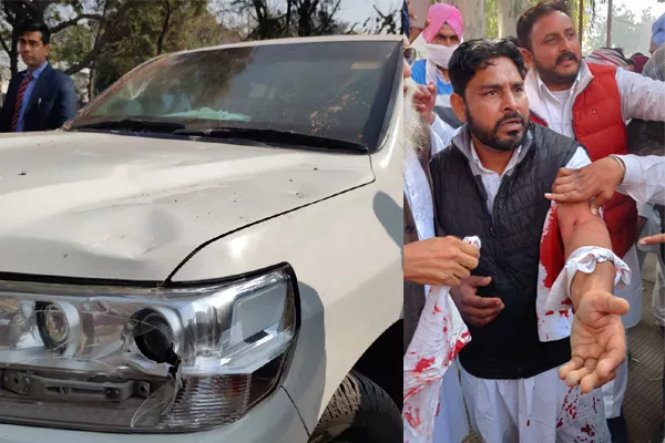 Unknown Persons Attack on Sukhbir Badal’s convoy - Sakshi