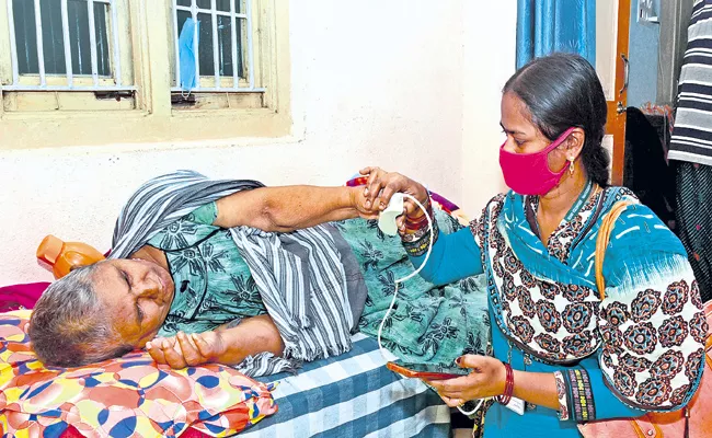 Pensions Distribution To Beneficiaries In AP - Sakshi