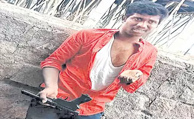 Fake Air Gun Man Halchal In Dammaiguda At Hyderabad - Sakshi