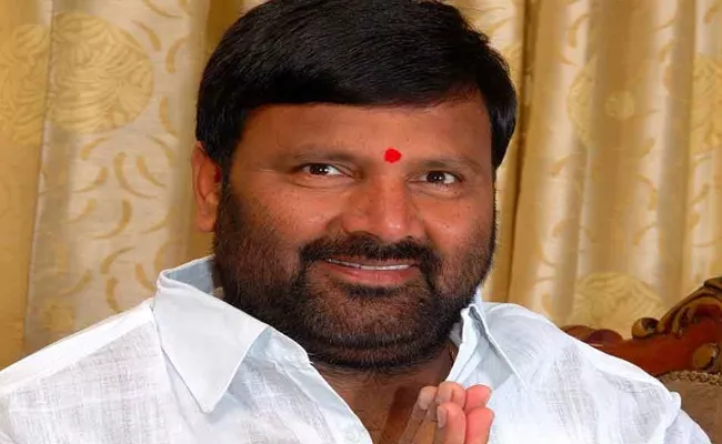 Kuna Srisailam Goud Quits Congress Party - Sakshi