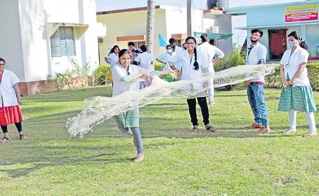 Diverse Training At PV NarasimhaRao Fisheries Research Center - Sakshi