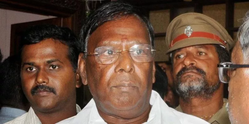 Puducherry CM Narayanasamy Loses Trust Vote - Sakshi