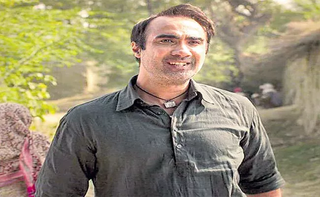 Bollywood Actor Ranvir Shorey Blamed Himself For Being Careless About Hand Hygiene After He Got Infected By Covid-19 - Sakshi