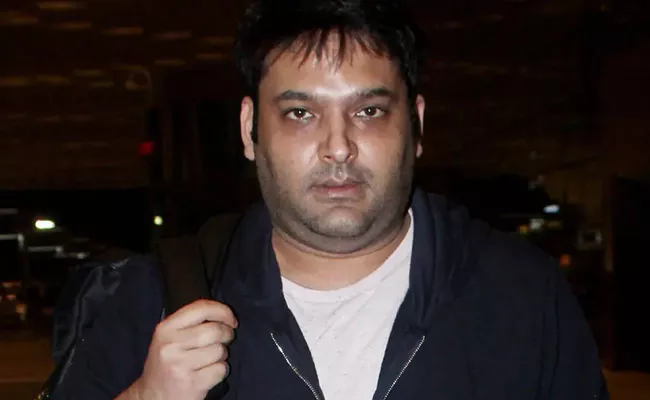 Kapil Sharma Says Reason Why He Was In Wheelchair In Airport - Sakshi