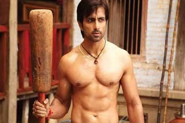 Sonu Sood To Install Handpumps In UP Village - Sakshi