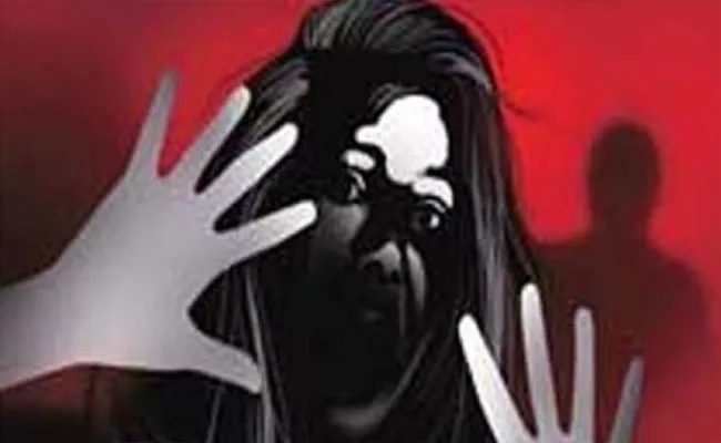 Woman beaten To Death By Sons Friend, For Resisting molestation - Sakshi