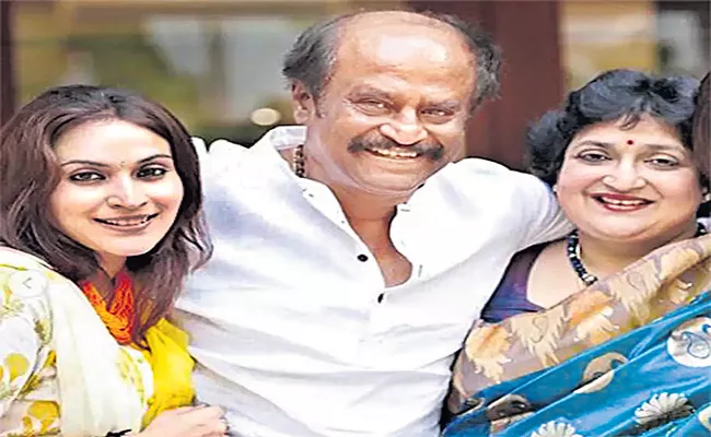 Aishwarya Wishes To Parents Rajinikanth And Lata Wedding Anniversary - Sakshi