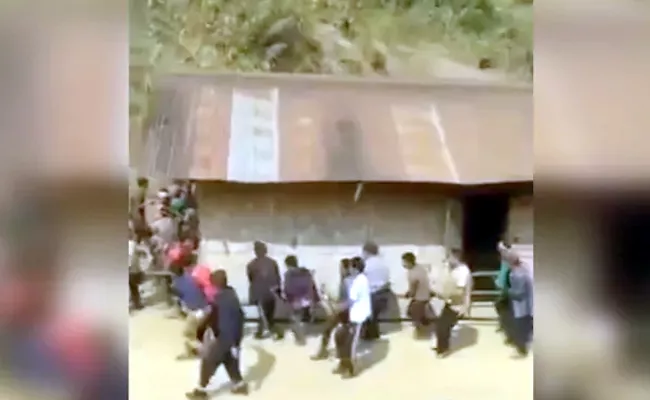 Video Of Locals Of Nagaland Shifting House On Foot Goes Viral - Sakshi