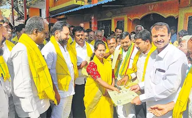 TDP Mocking Non Party Elections - Sakshi