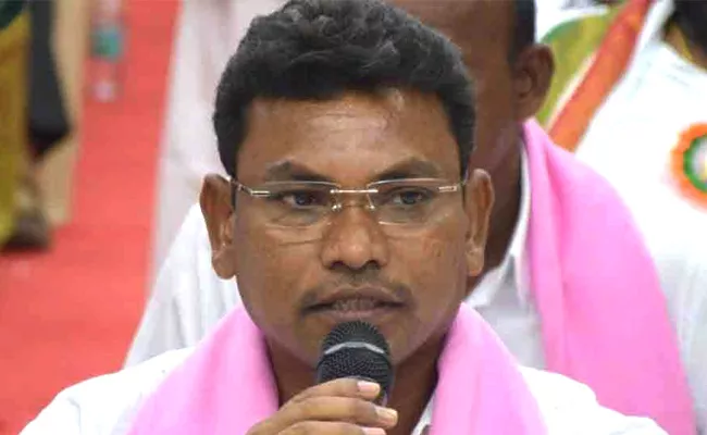 TRS MLA Rega Kantha Rao Fires On Forest Officials - Sakshi