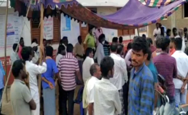 AP Panchayat Election: Kampasamudram Village Refuses Elections In Nellore - Sakshi