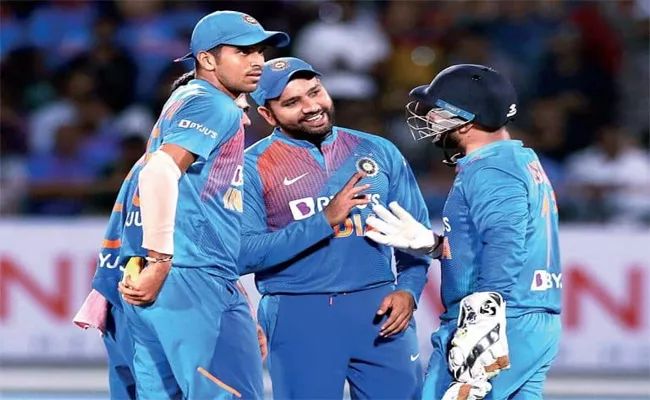 Rohit Sharma, Rishabh Pant, Washington Sunder Likely To Be Rested For One Day Series Against England - Sakshi