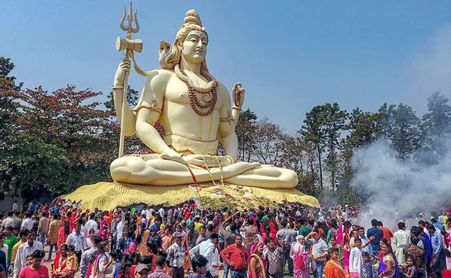 Maha Shivaratri 2021: Mouna Vratham, Rudrabhishekam, Shiv Nam - Sakshi