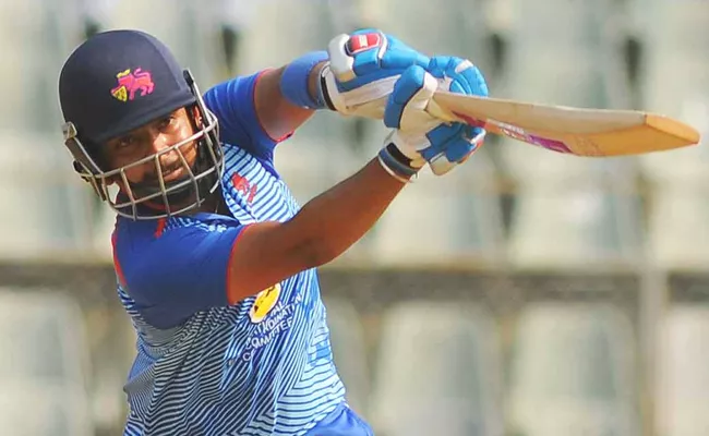 Prithvi Shaw 4th Consecutive Century In Vijay Hazare Tropy - Sakshi