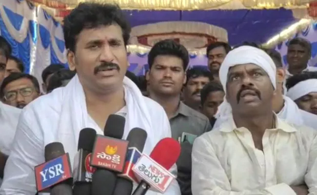 MP Gorantla Madhav And MLA Thopudurthi Prakash Reddy Padayatra - Sakshi