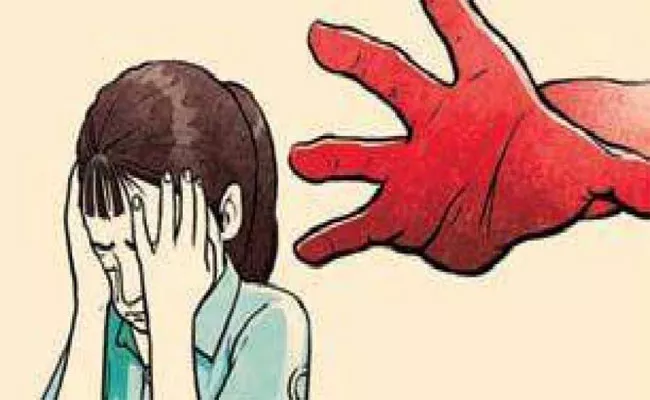 Step Father Molested 4 Year Old Girl In Uttar Pradesh - Sakshi