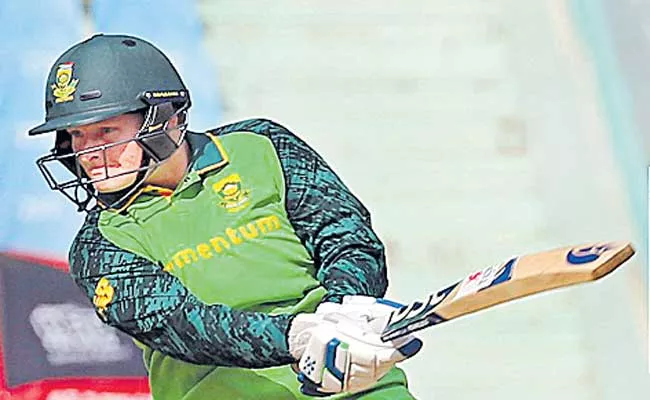 Liezel Lee will win South Africa by 3 runs and win by six runs - Sakshi