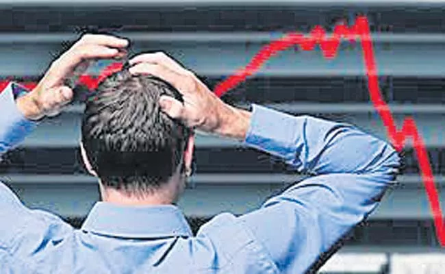 Sensex falls 487 points, Nifty ends below 15,100 - Sakshi